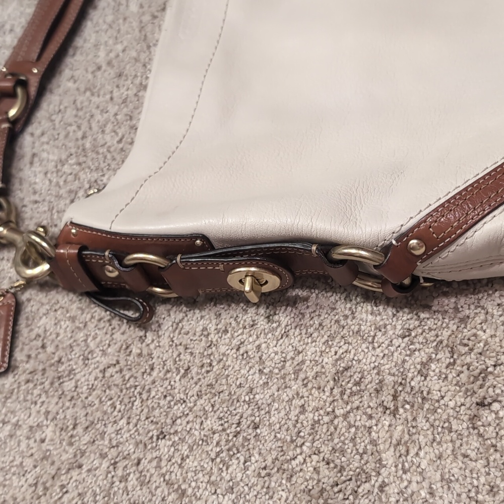 Coach Purse - Picture 4 of 9